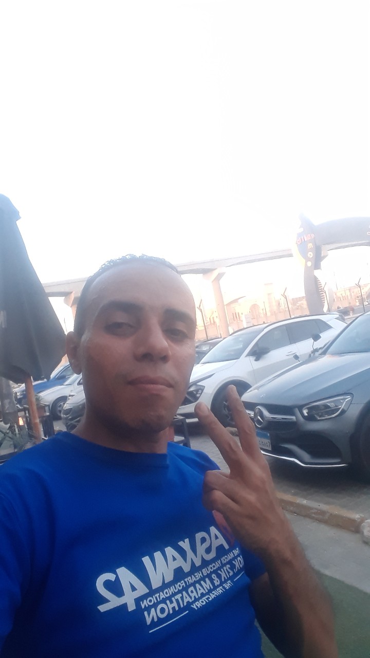 شريف عمر احمد